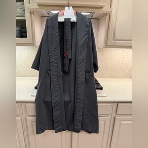 NWOT one size Marriott spa robe - dark gray with belt and pockets
